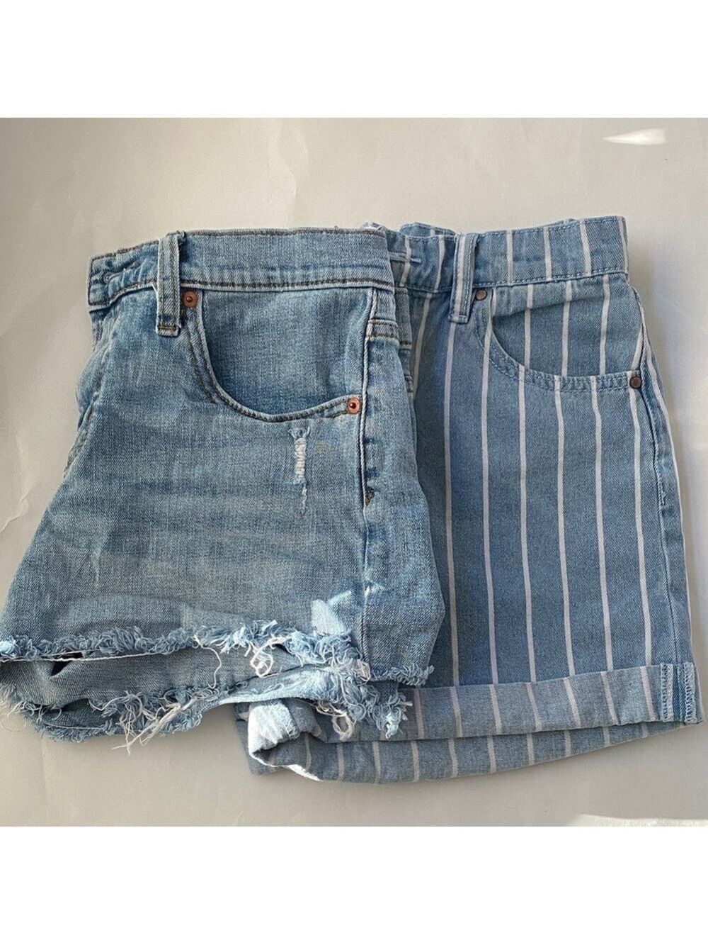 🎈$ 10 add on. GAP set. Light Blue Denim and Striped Shorts
